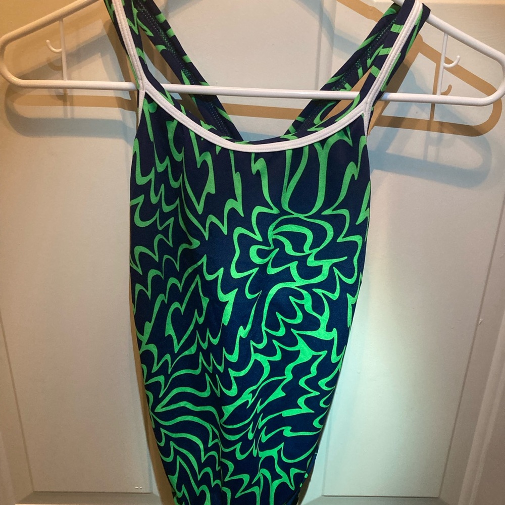 Dolfin Aquashape Dbx Back Swimsuit - Size 34/8